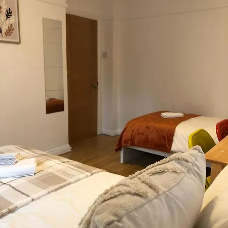 Comfy Private Bedrooms Near O2 Forum Kentish Town, Camden Лондон Экстерьер фото