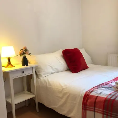Comfy Private Bedrooms Near O2 Forum Kentish Town, Camden Лондон Экстерьер фото