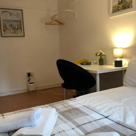 Comfy Private Bedrooms Near O2 Forum Kentish Town, Camden Лондон Экстерьер фото
